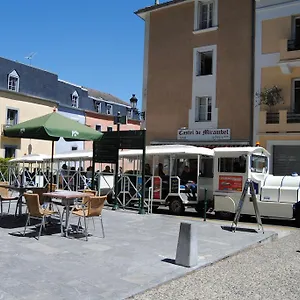 Hotel Logis Castel De Mirambel