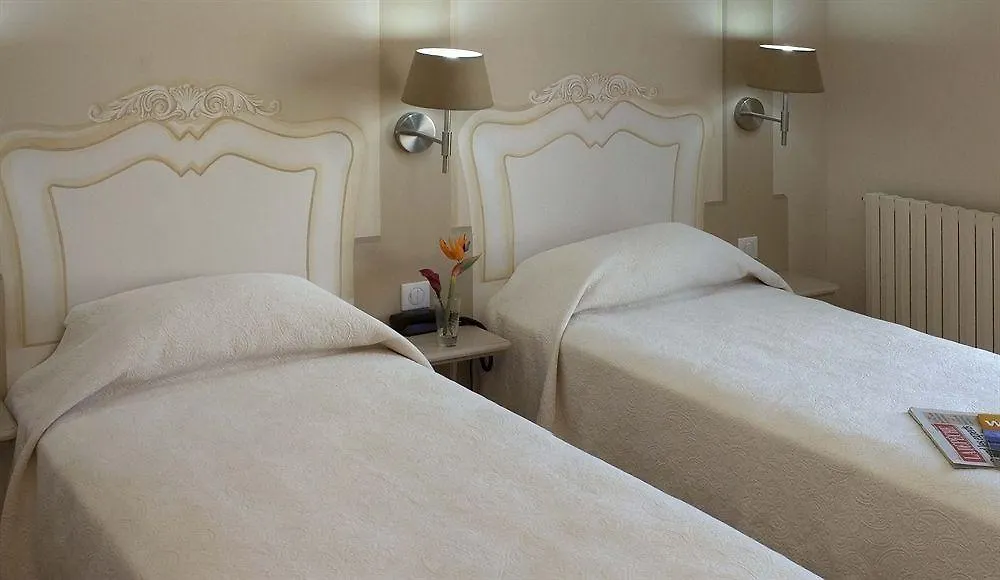 Hôtel Majestic Lourdes 3*,  França