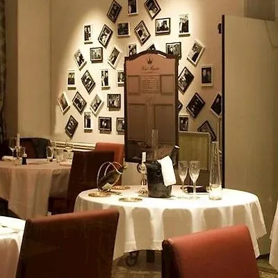 Hôtel Majestic Lourdes 3*,